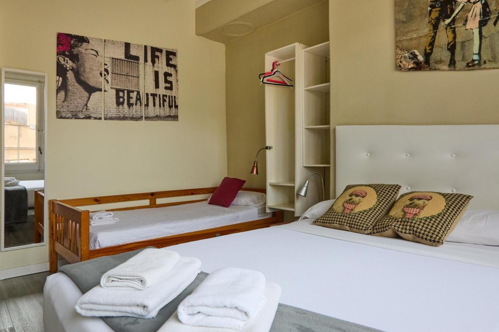 Wow Hostel Barcelona — Photos 2